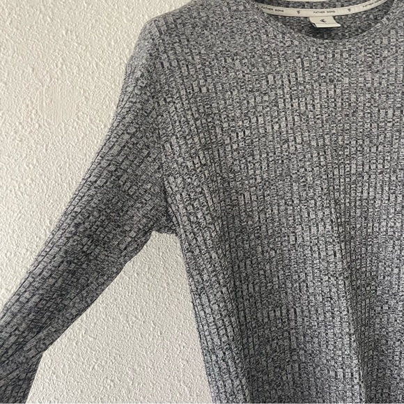 Men’s Sweater - Picture 7 of 12